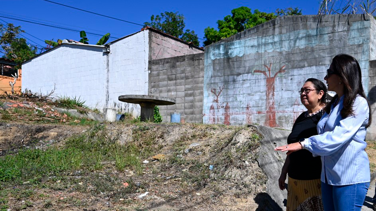 El Fondo Social para la Vivienda recupera y escritura más de 4 800