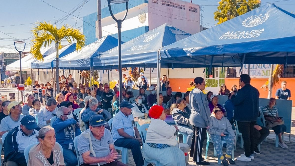 Jornada Visual En Plaza Bitcoin Ilopango