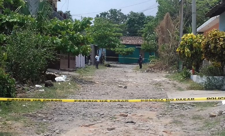 Atacan a balazos a dos mujeres en Zacatecoluca Atacan a balazos a dos mujeres en Zacatecoluca