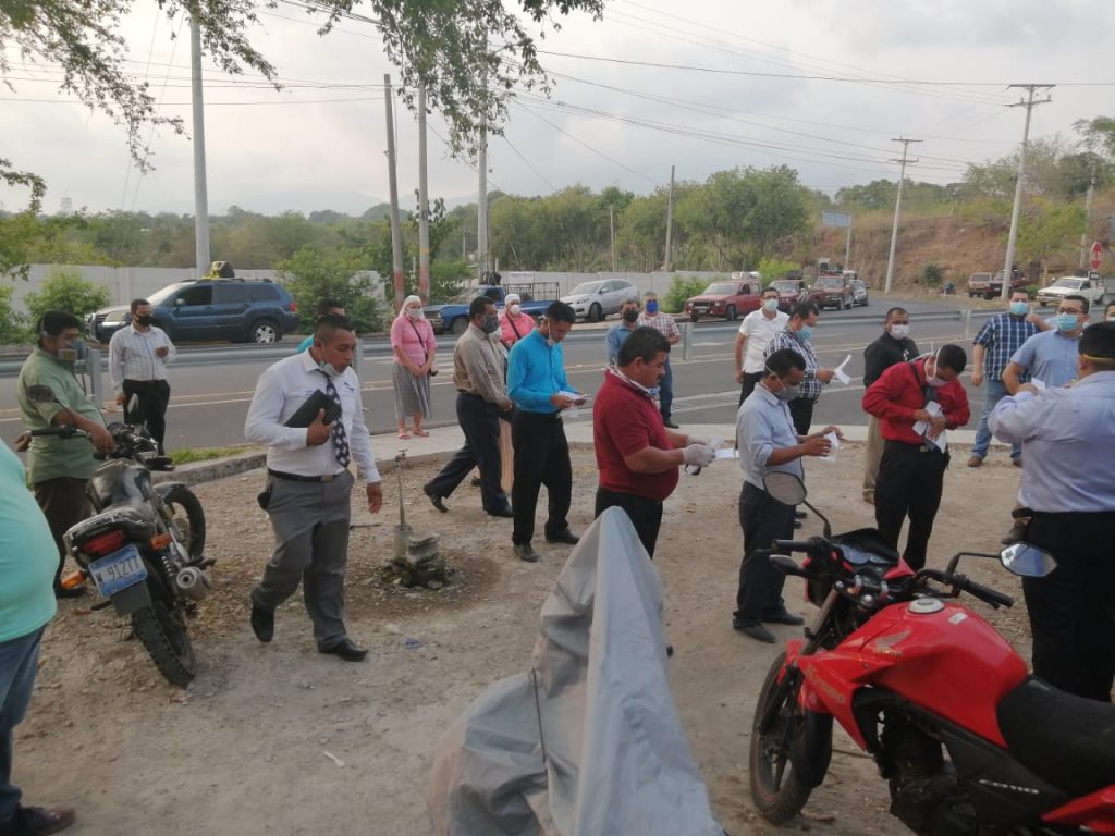 Líderes cristianos recorren las calles de Zacatecoluca para difundir mensaje de esperanza