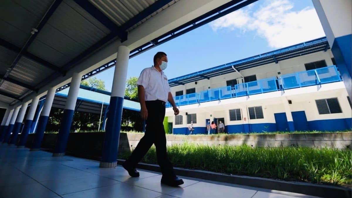 Escuelas
