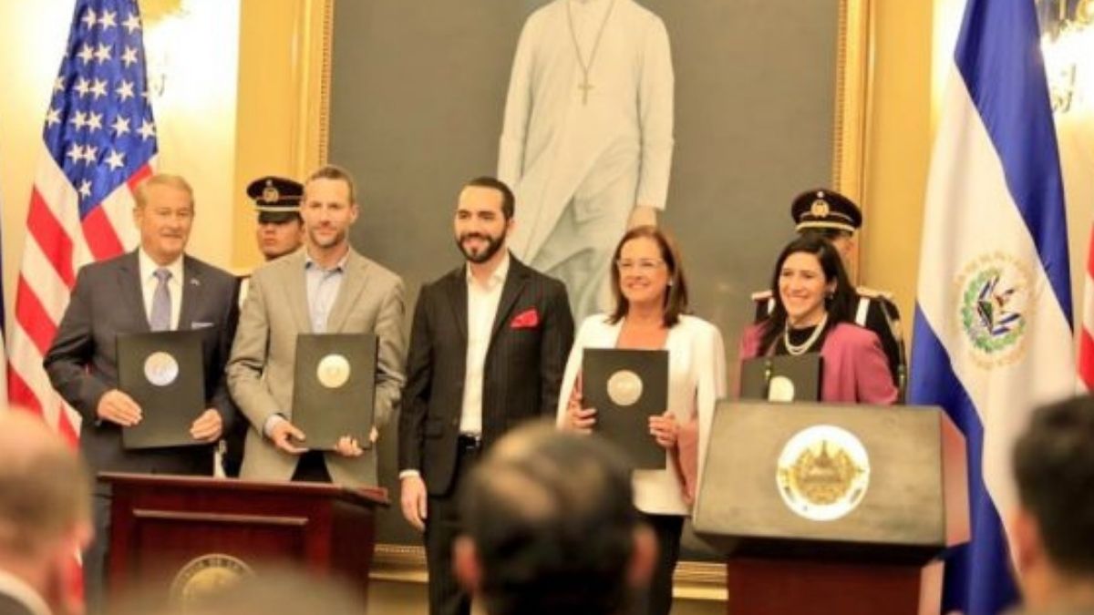 Nayib bukele -inversión
