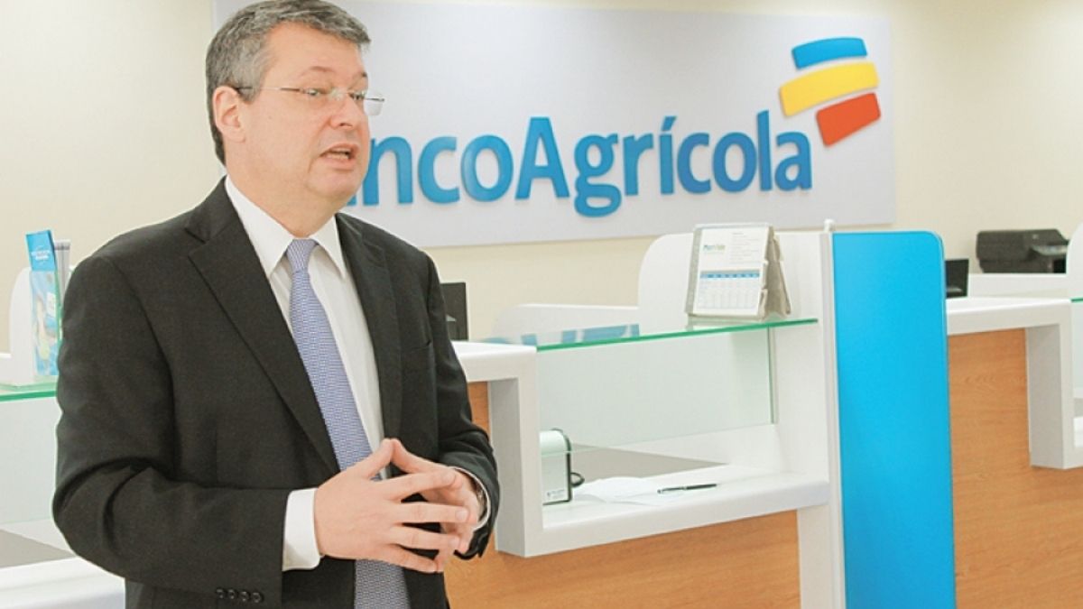 Presidente de Banco Agrícola