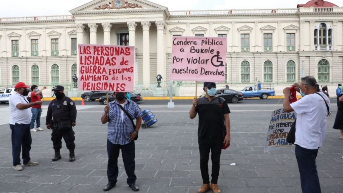 PROTESTA