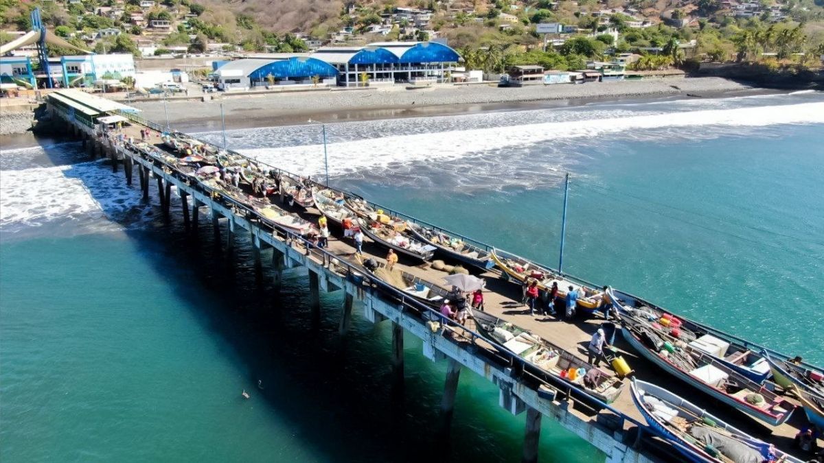 Reconstruirán puerto de la libertad