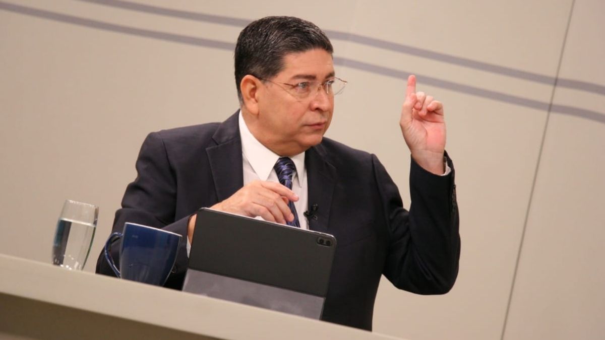 Walter Araujo combate a corrupción desde el gobierno