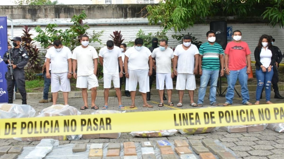 Capturados con cocaína en playa San Marcelino