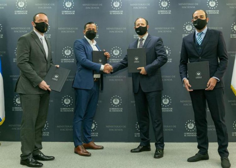 Firman convenio de financiamiento para fase 3 del Plan Control Territorial