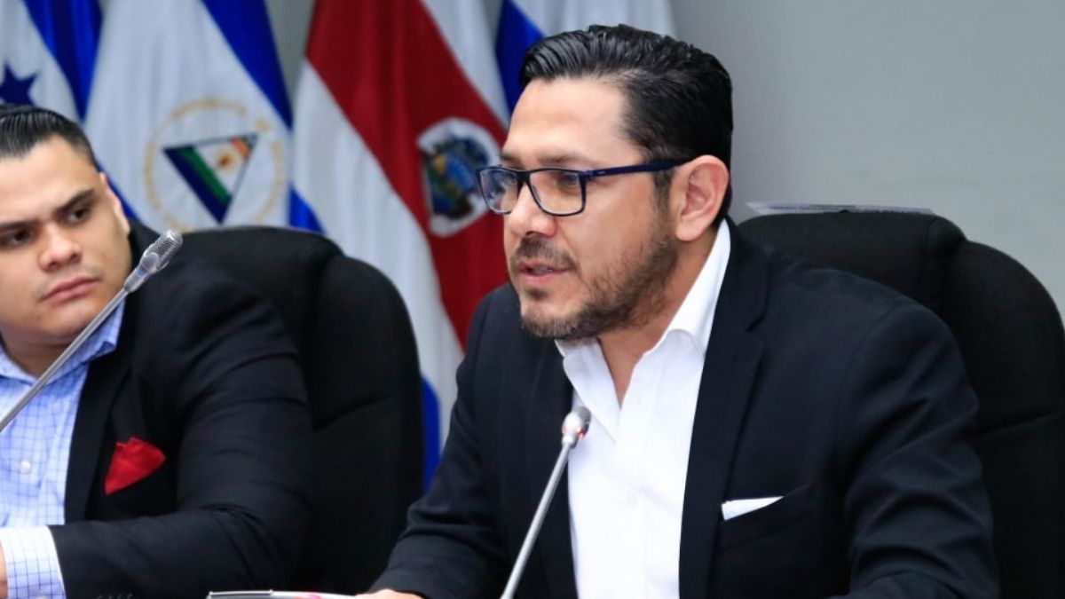 Edgardo Mulato presidente de la Comisión de Trabajo
