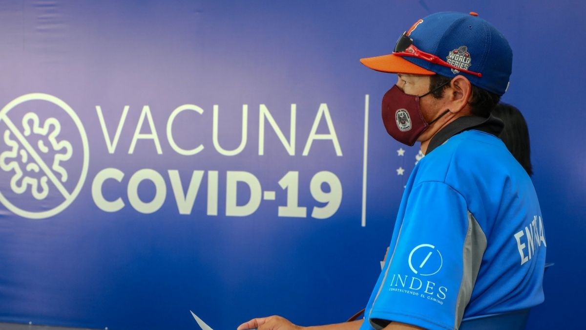 Gobierno vacuna a atletas deportivos contra covid