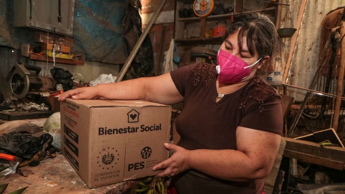 Más de 135 mil paquetes alimentarios ha entregado el Gobierno en solo tres días