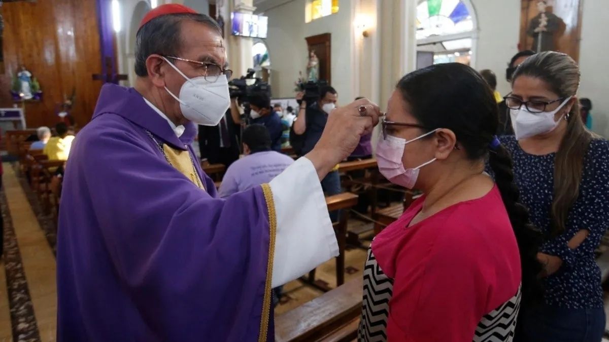 Miércoles De Ceniza Celebración De La Iglesia Católica 5381